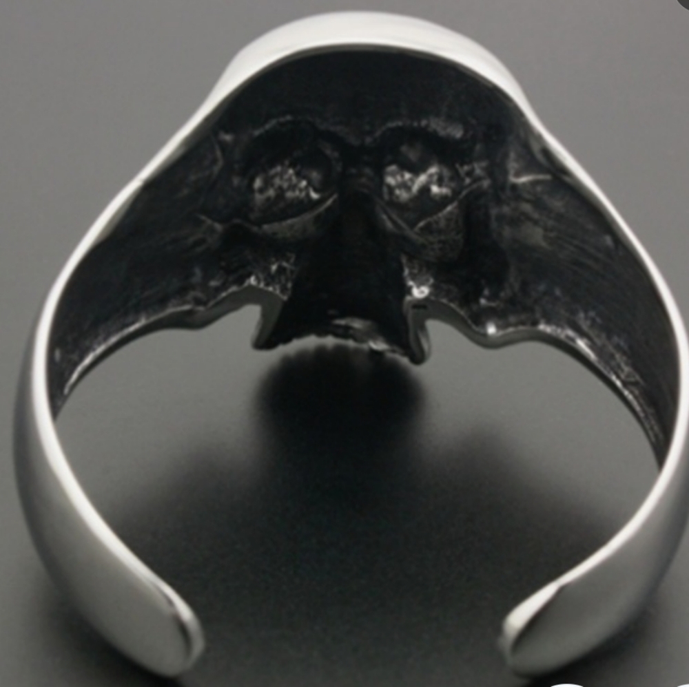 New Unisex Biker's Skull Stainless Steel Bracelet - Picture 3 of 4